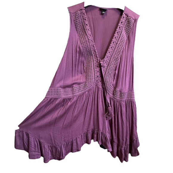 Torrid Boho Sleeveless Stretch Challis Lace Up Tank - Picture 2 of 15